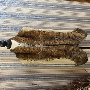 Tan sweater with fur collar